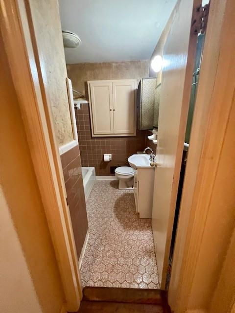 660 Hickory + 3 Contiguous Lot Parcels Trail Se Property Photo 27