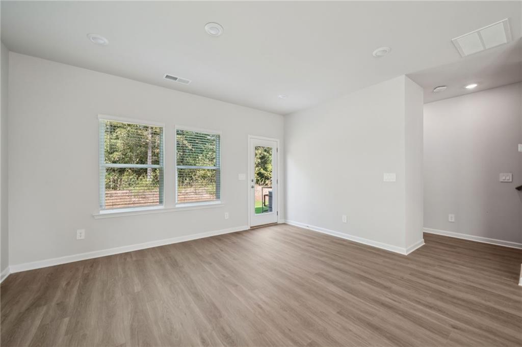 7830 Marie Way Property Photo 4