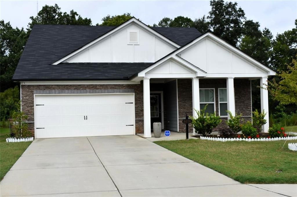 6076 Hickory Creek Court Property Photo 1