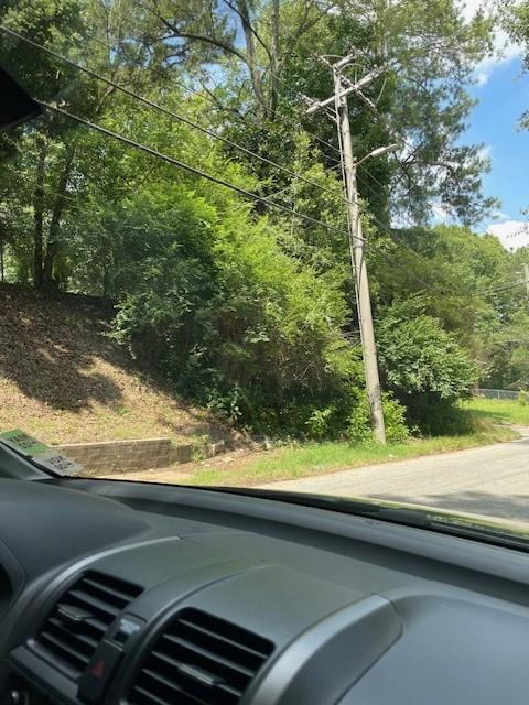 1150 Moreland Drive Se Property Photo 1