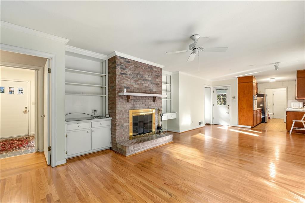4320 Brookview Drive Se Property Photo 9
