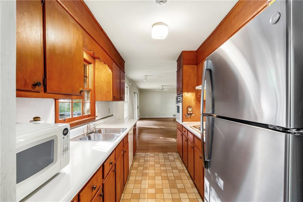 4320 Brookview Drive Se Property Photo 13