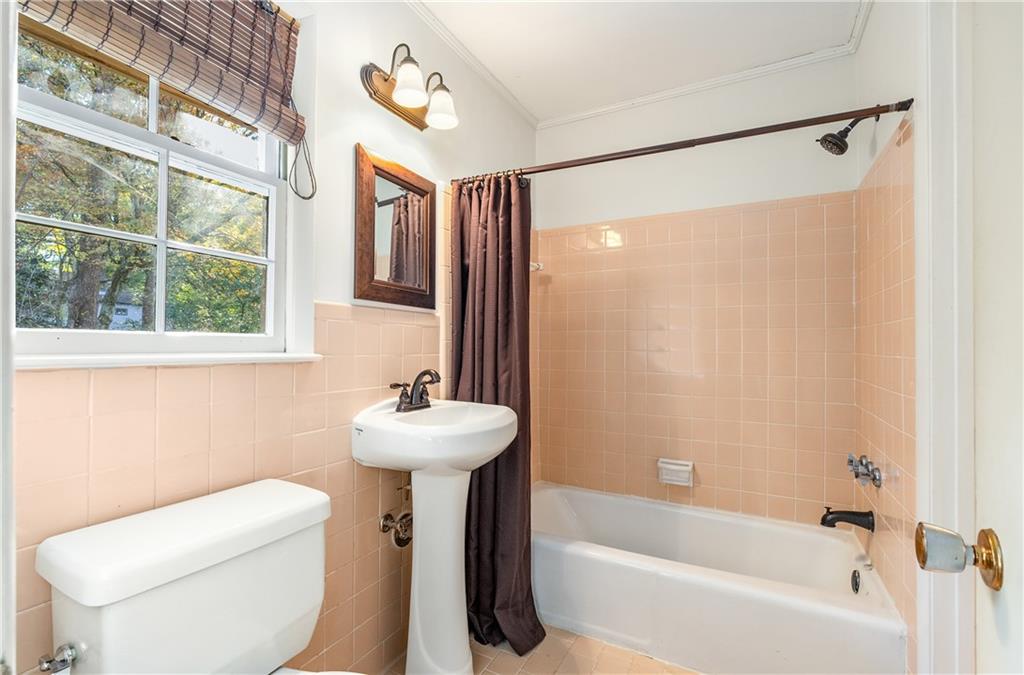 4320 Brookview Drive Se Property Photo 16