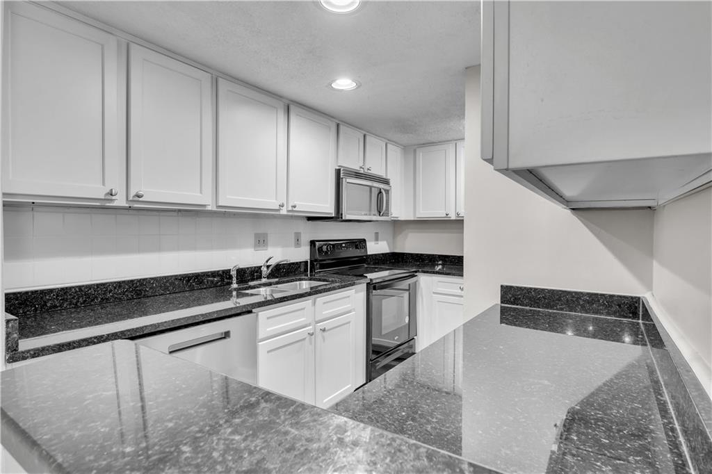 6900 Roswell Road Unit 10q Property Photo 4
