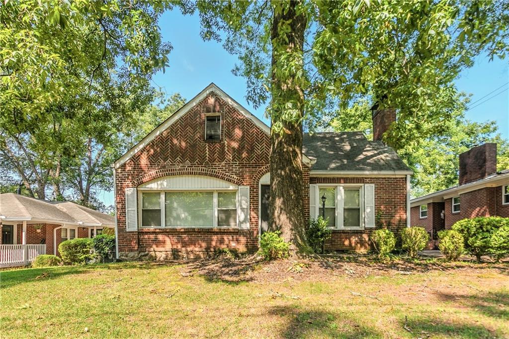 1807 Sylvan Road SW Property Photo 1