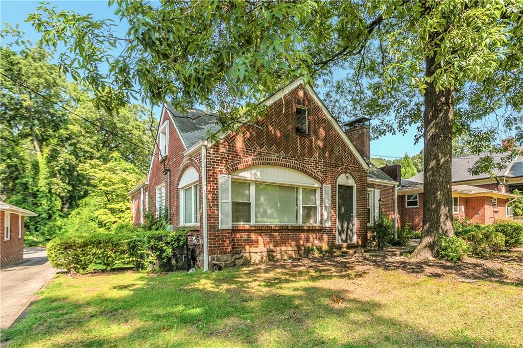 1807 Sylvan Road Sw Property Photo 2