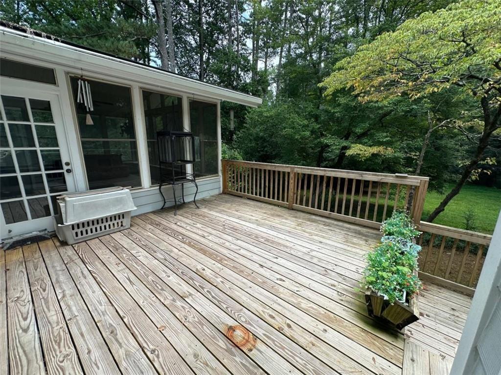 5104 Onawa Court Property Photo 21