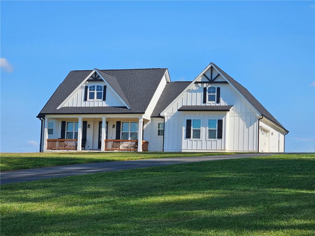2284 Dabbs Bridge Road Property Photo 1