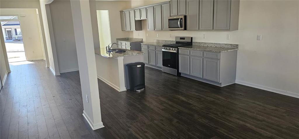 67 Creek Side Place Property Photo 6