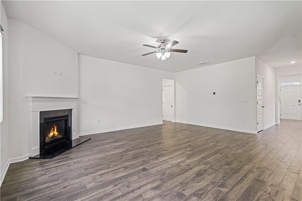 67 Creek Side Place Property Photo 12