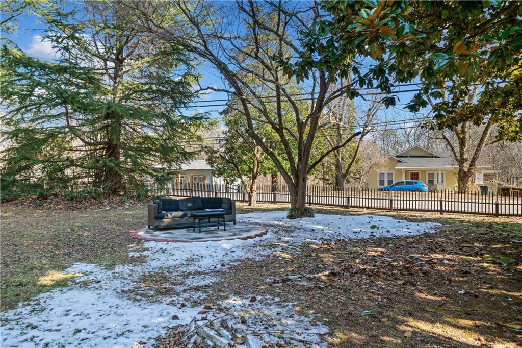 634 S Main Street Property Photo 5