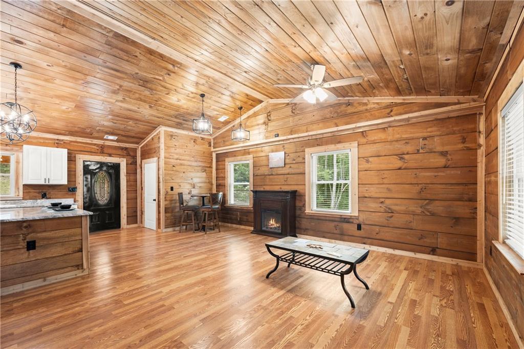 587 Cold Stream Trail Property Photo 4