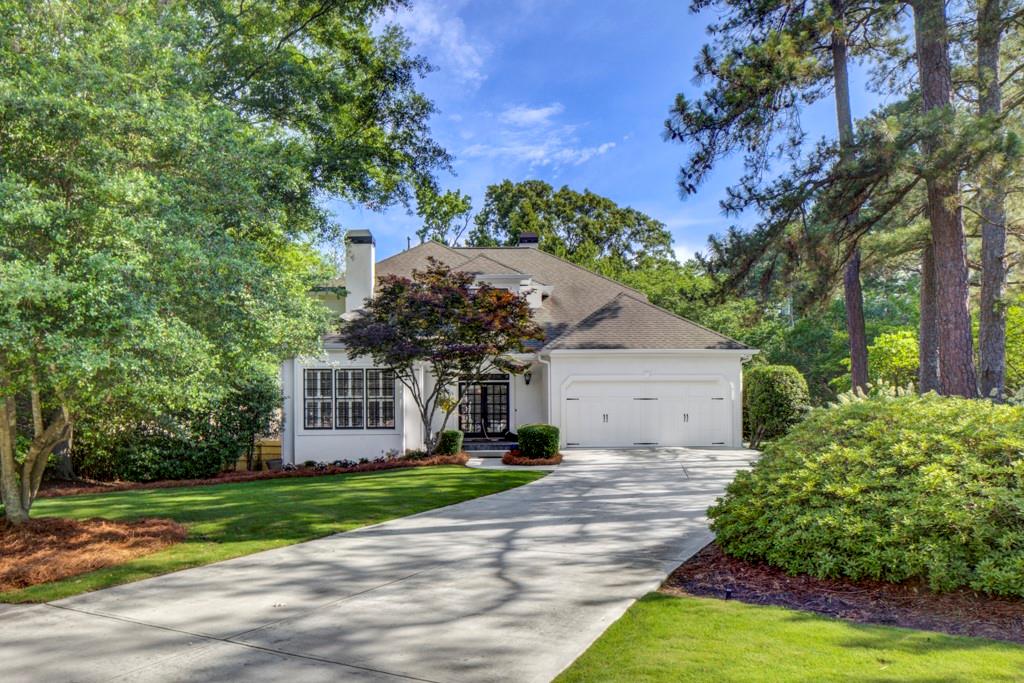 2059 Howell Mill Road NW Property Photo 1