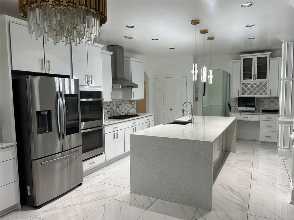 6409 Caledon Court Property Photo 1