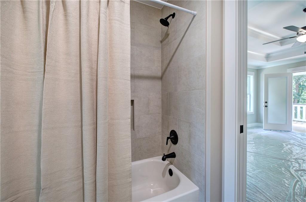 10 Dove Pointe Property Photo 49