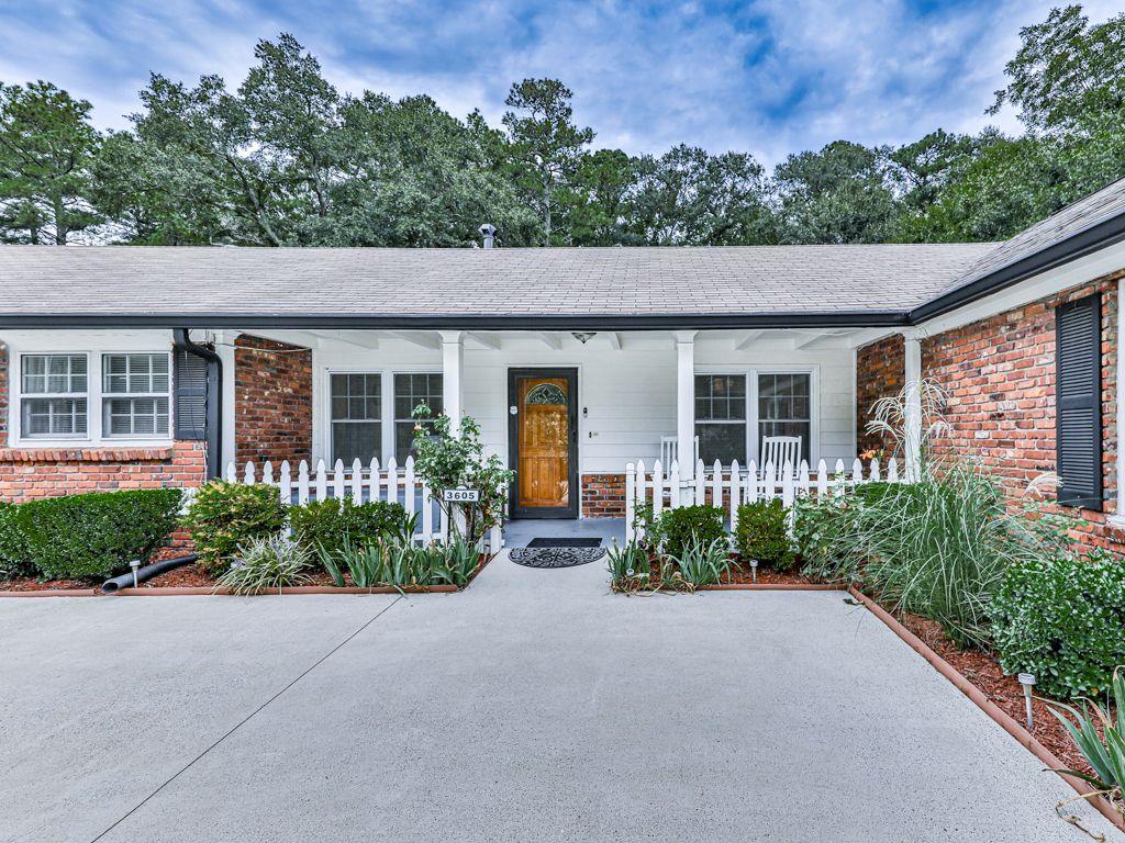3605 Shallowford Road Property Photo 3