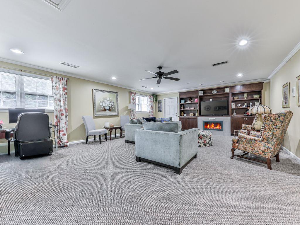3605 Shallowford Road Property Photo 18