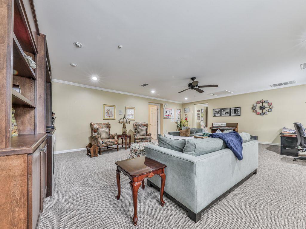 3605 Shallowford Road Property Photo 21