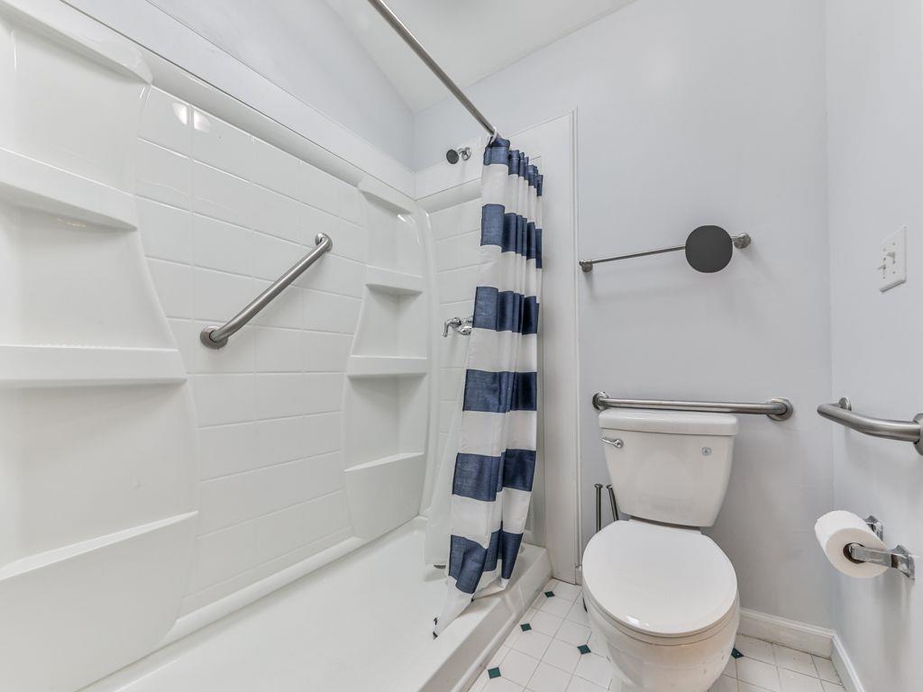 3605 Shallowford Road Property Photo 24