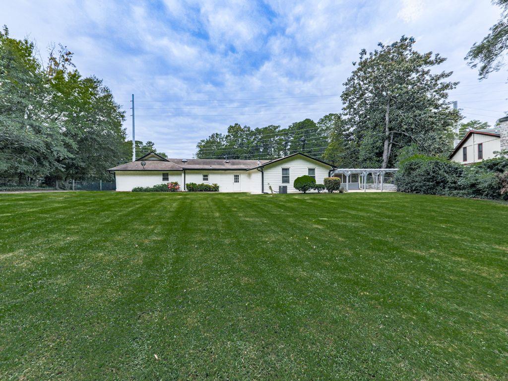3605 Shallowford Road Property Photo 34