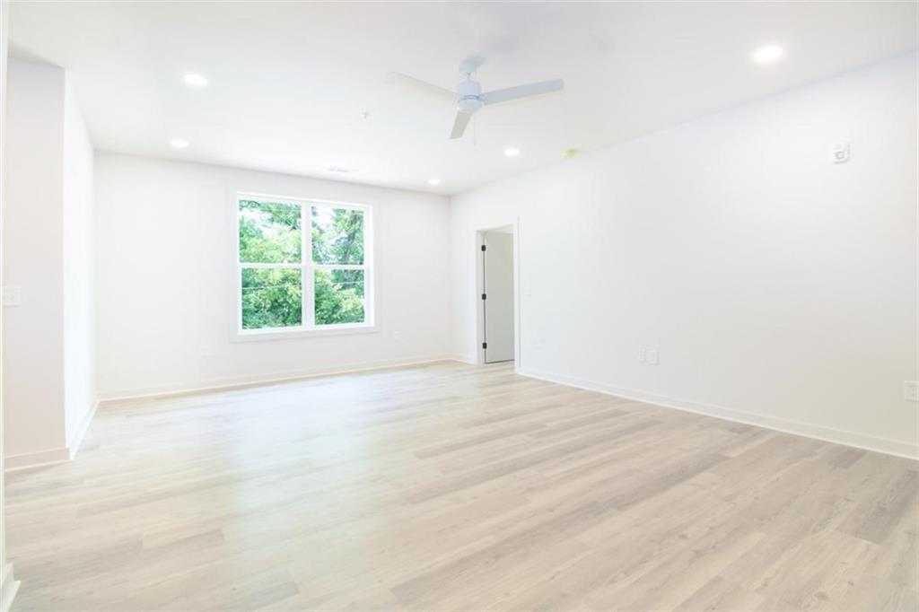 260 Martha Drive Property Photo 1
