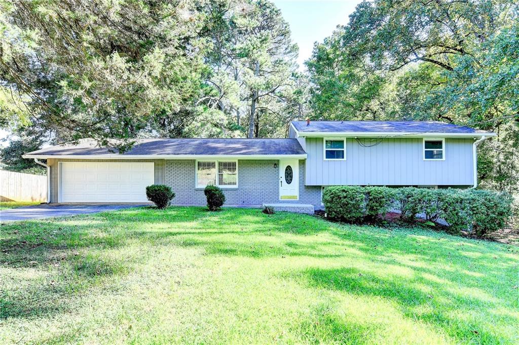 2414 Robin Hood Place