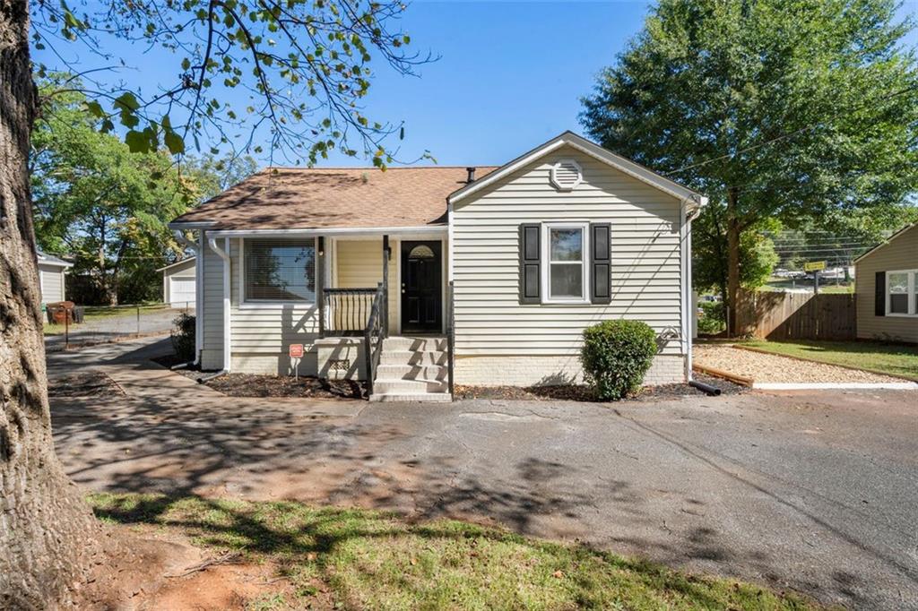120 Maybelle Street Property Photo 1