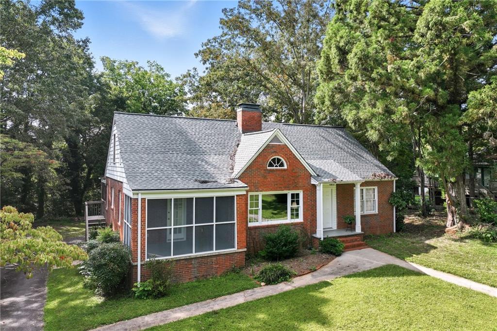 329 Morrison Moore Parkway E Property Photo 1