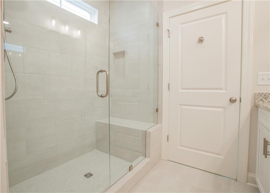 388 Maple View Drive Property Photo 11