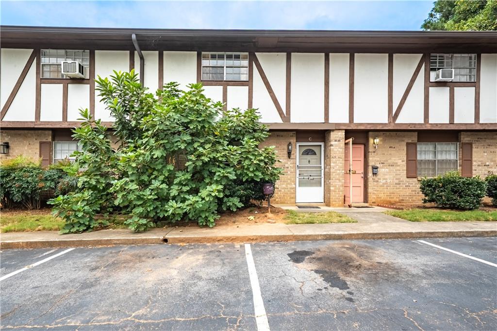 2956 N Dekalb Drive Unit C