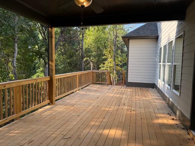 5648 Meadow View Drive Property Photo 7