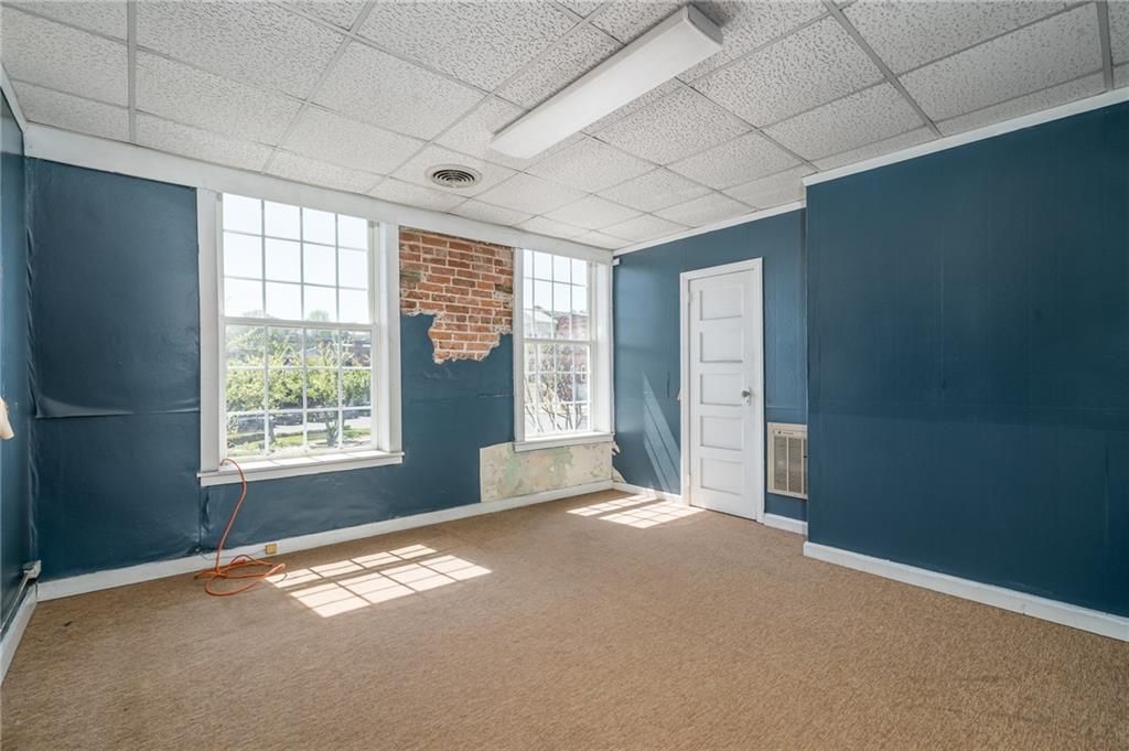 4 Northside Square Property Photo 14