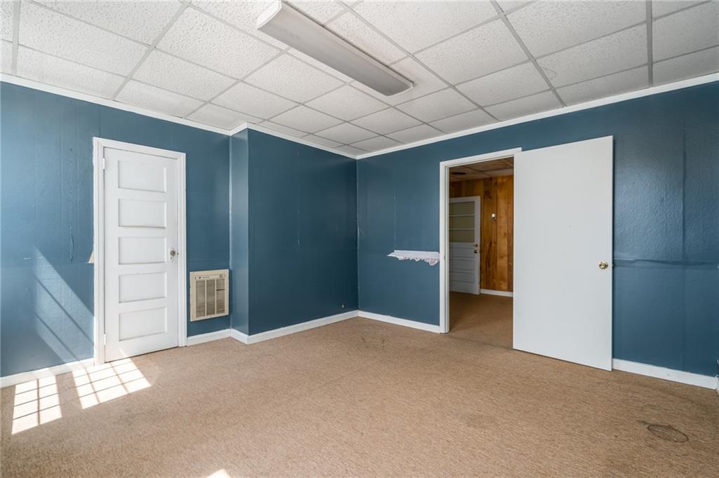 4 Northside Square Property Photo 15