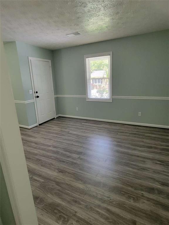 4648 Pine Tree # B Circle Property Photo 4