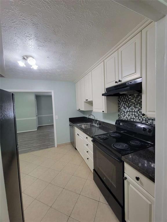 4648 Pine Tree # B Circle Property Photo 9