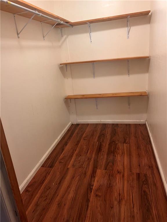 130 Shorewood Circle Property Photo 2