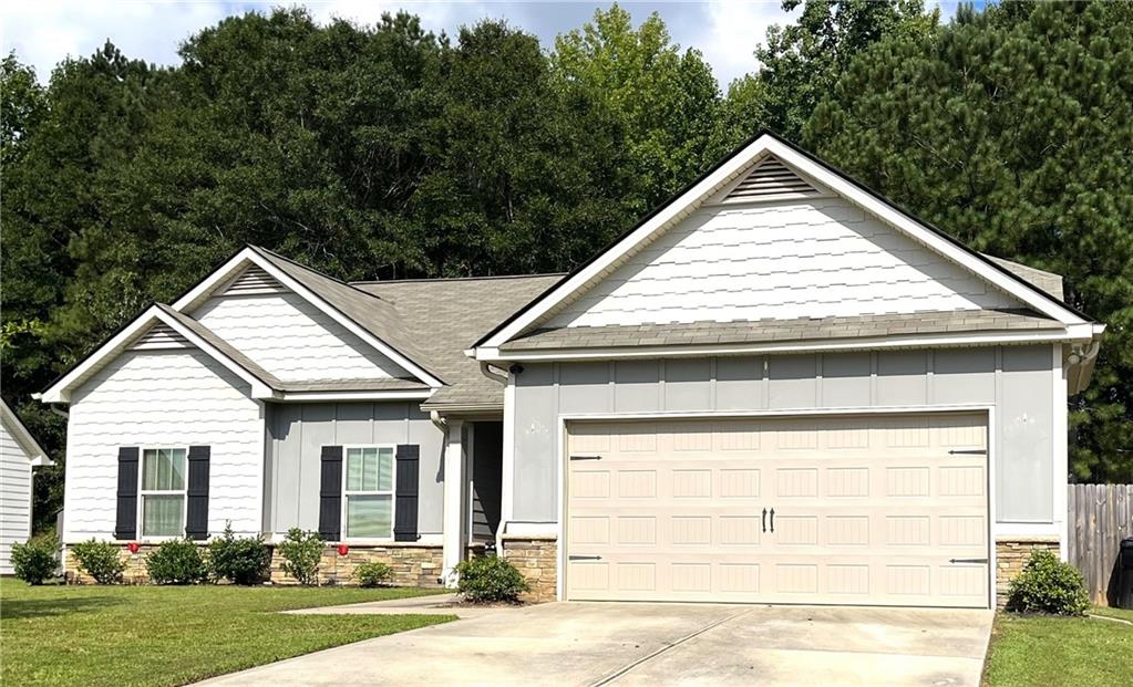 374 Daffodil Drive Property Photo 1
