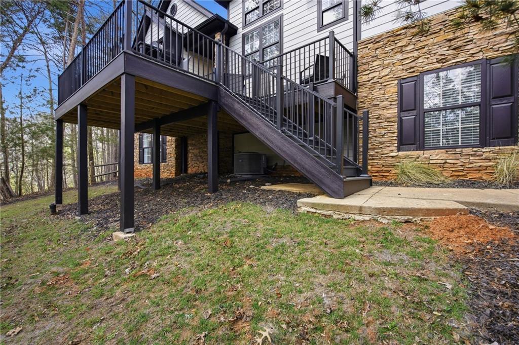 70 Fox Den Circle Property Photo 7