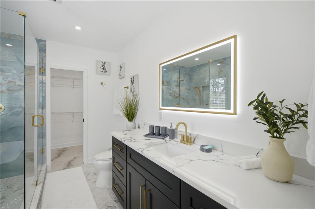 70 Fox Den Circle Property Photo 30