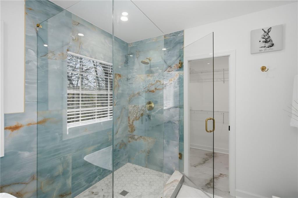 70 Fox Den Circle Property Photo 32