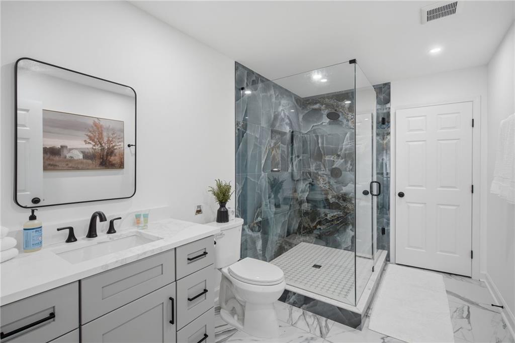 70 Fox Den Circle Property Photo 46