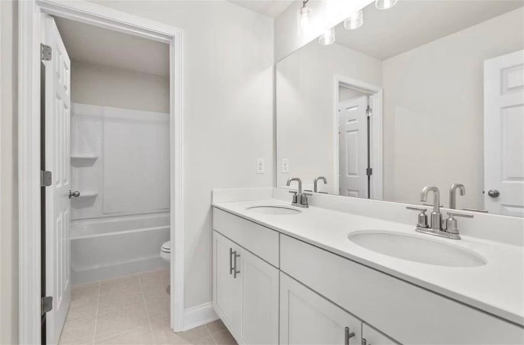 551 Grand Wehunt Drive Property Photo 21