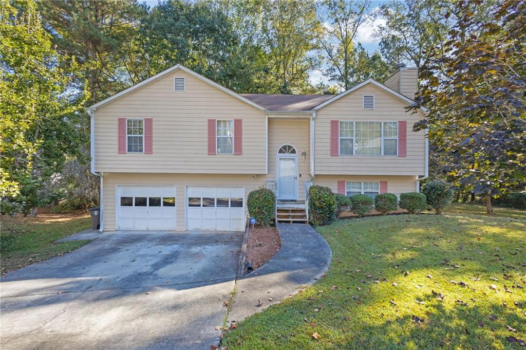 7350 Earls Court Property Photo 1
