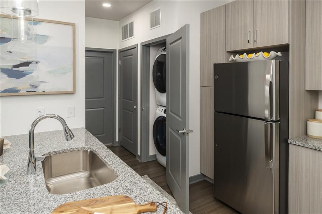191 Commerce Drive Unit B1 Property Photo 4