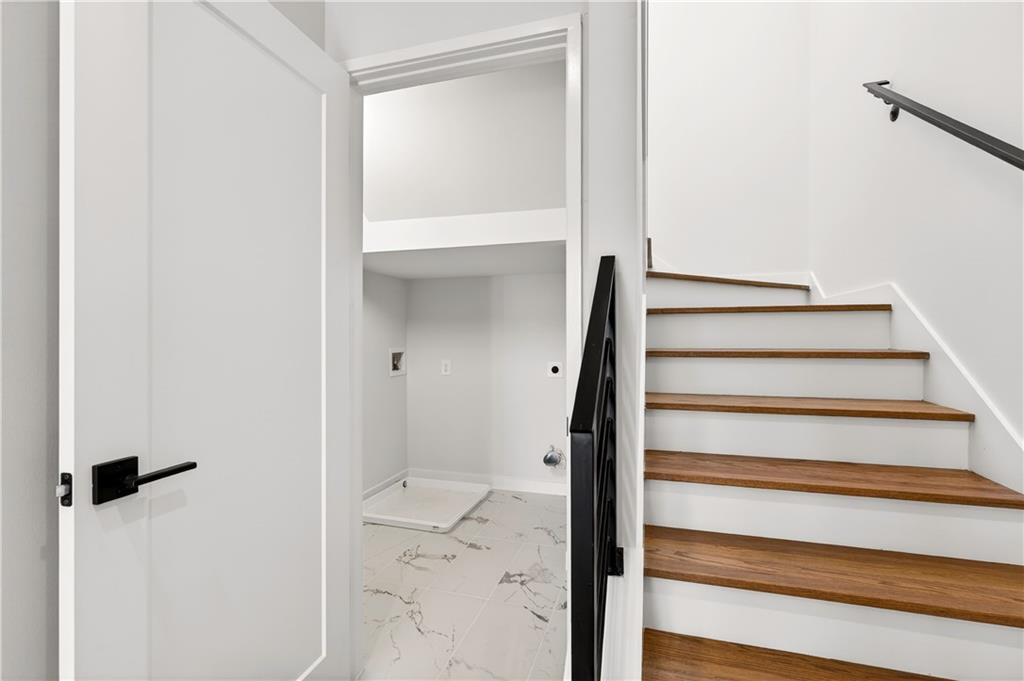 105 Georgia Avenue Se Unit 10 Property Photo 16