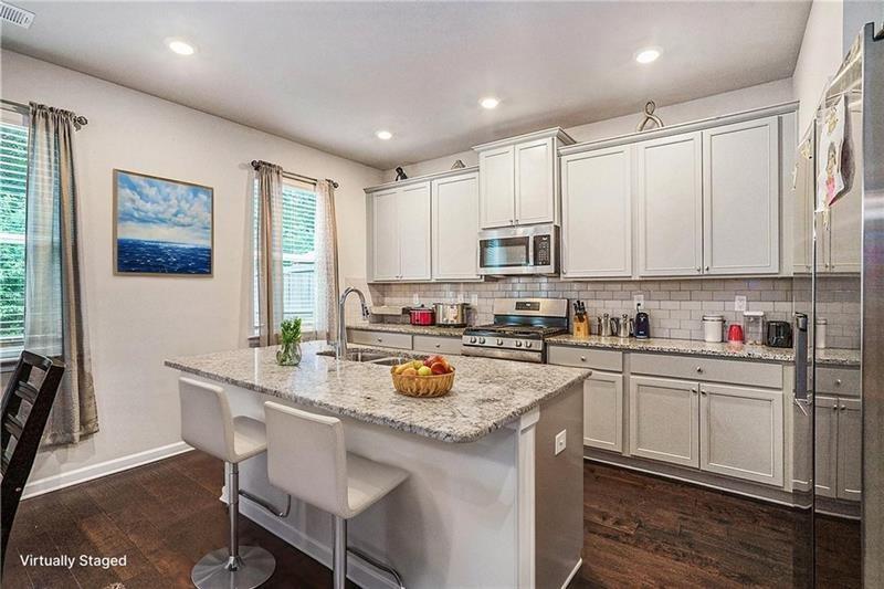 7255 Gladstone Circle Property Photo 3