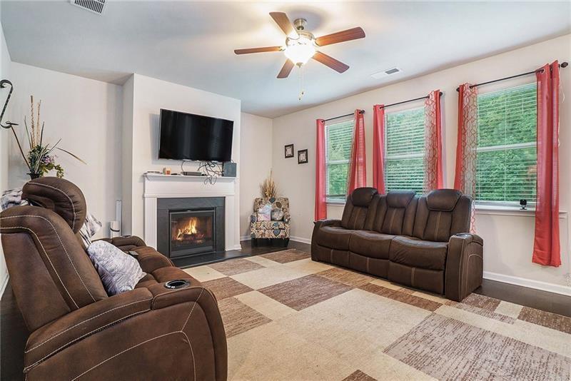 7255 Gladstone Circle Property Photo 9