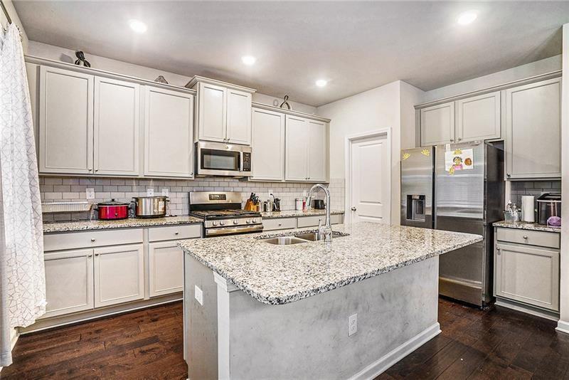 7255 Gladstone Circle Property Photo 13