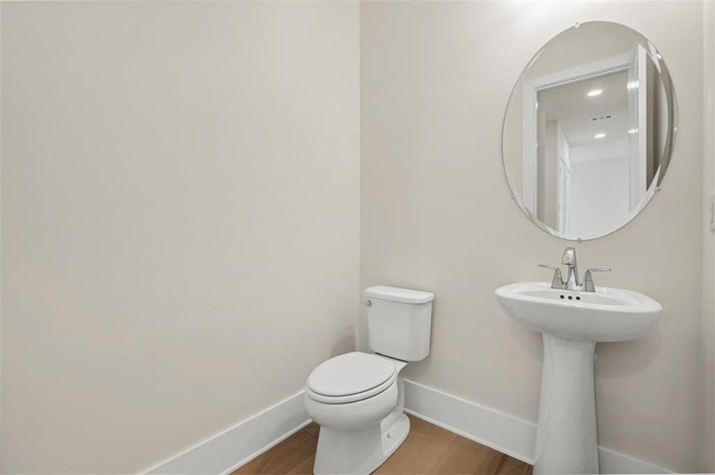 3510 Addison Court Property Photo 18