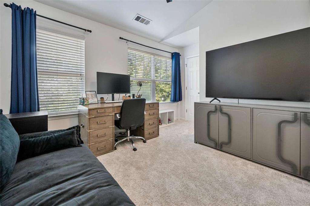 1020 Liberty Parkway Property Photo 31
